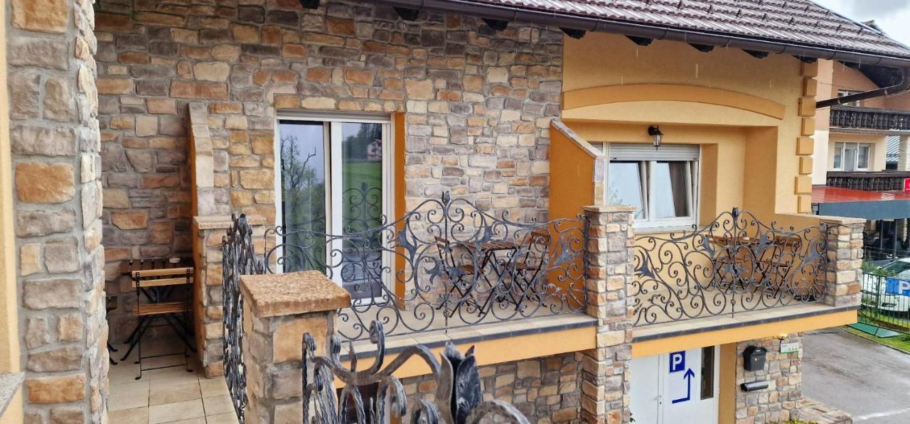 Hotel Samarin Crnomelj Exterior photo